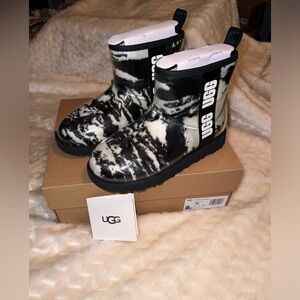 UGG Classic Clear Mini Marble size 6 NWT